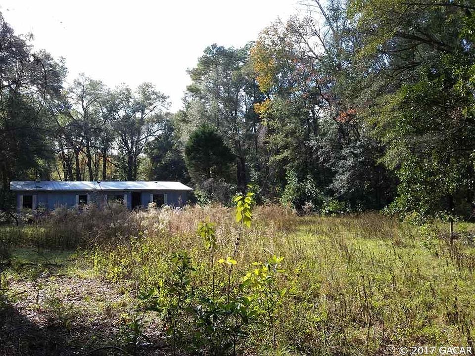 1st image of 414 SE Jefferson Gln