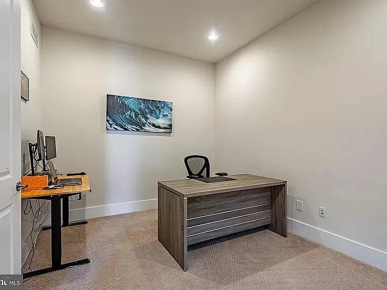 309 Quigley Dr — Photo 5