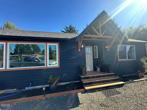 89123 Dellmoor Loop, Warrenton, OR 97146
