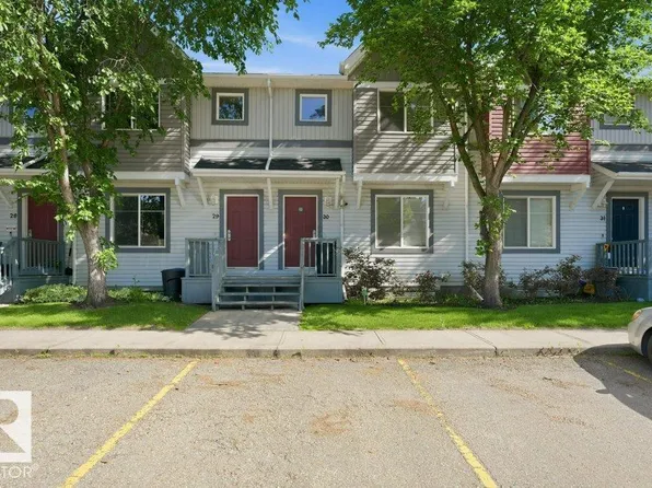 1404 Hermitage Rd NW #30, Edmonton, AB T5A 0P5