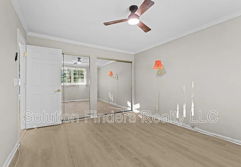 211 Crocker Dr #1 — Photo 18