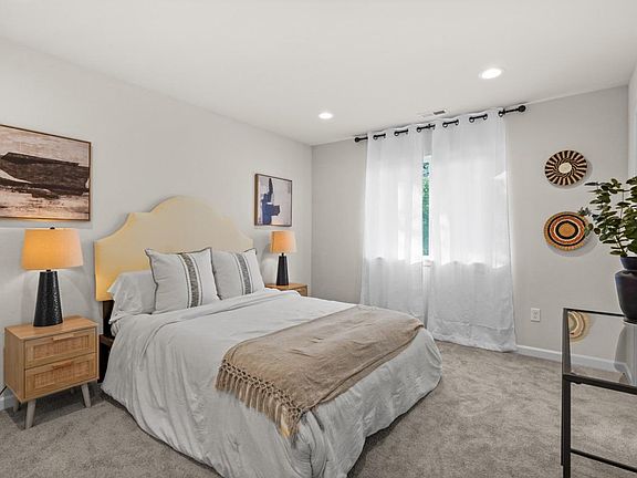 4th image of 612 153rd Street Ct E