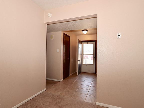 5th image of 1000 Sategna Ln