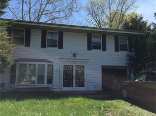 800 Auber Ln, Ballwin, MO