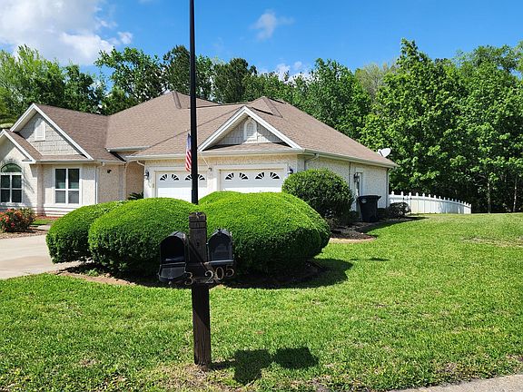 4th image of 203 Laurel Landing Blvd