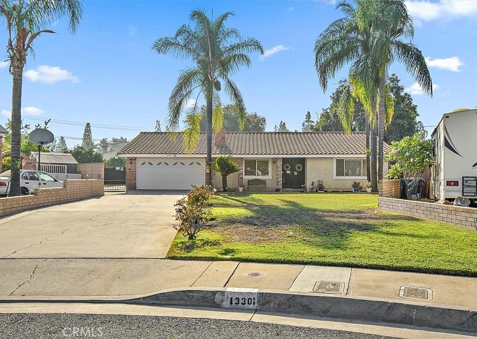 1st image of 1330 La Serena Dr