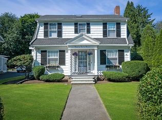 12 Tufts St, Marblehead, MA 01945