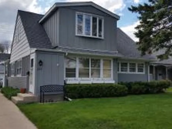 6015 N Shoreland Ave #3, Milwaukee, WI 53217