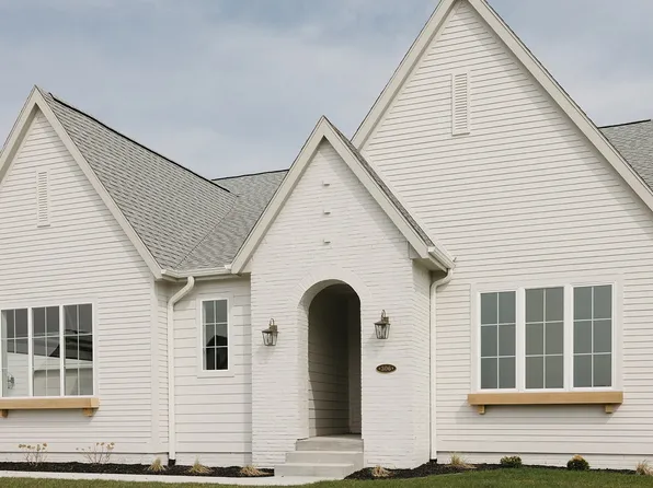 306 SW 18th St, Ankeny, IA 50023