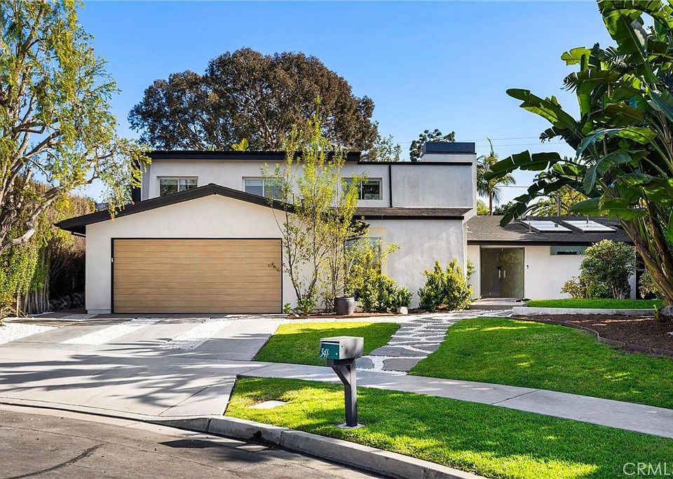 1st image of 341 Vista Baya