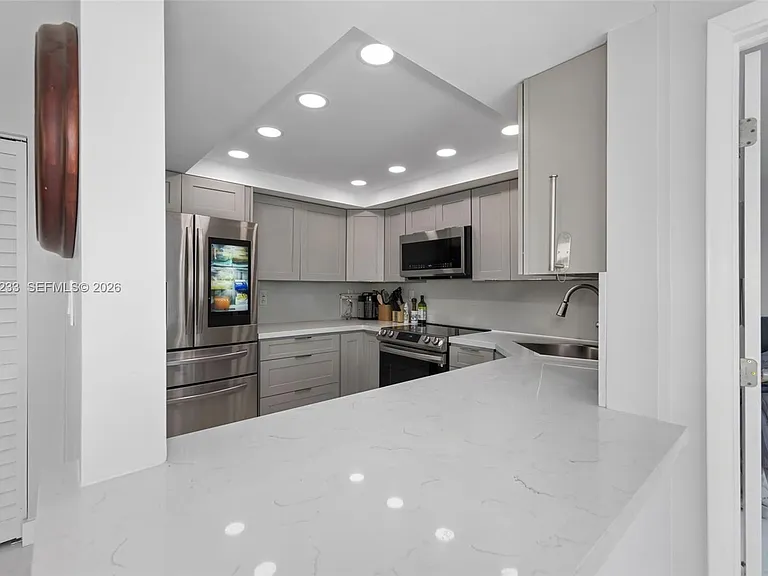 16546 NE 26th Ave #3J — Photo 15