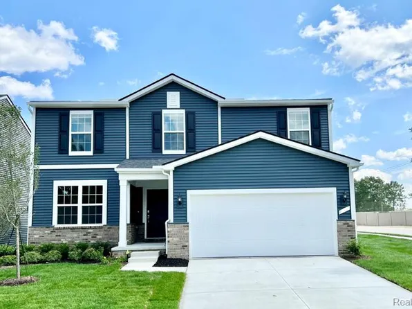 9117 Dogwood Ln, Dexter, MI 48130