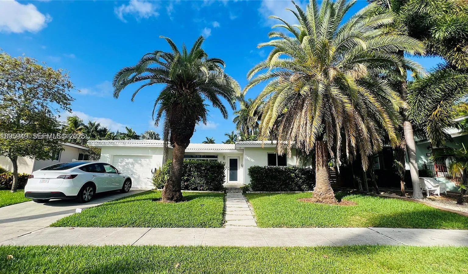 3 bed, 1341 sqft, $4,300 — Photo 4