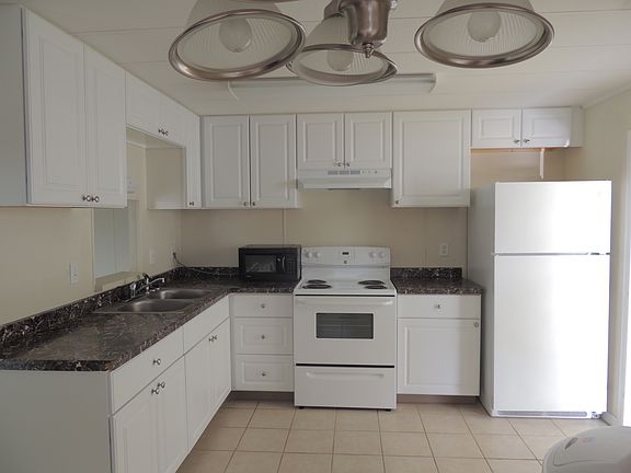 NEW KITCHEN