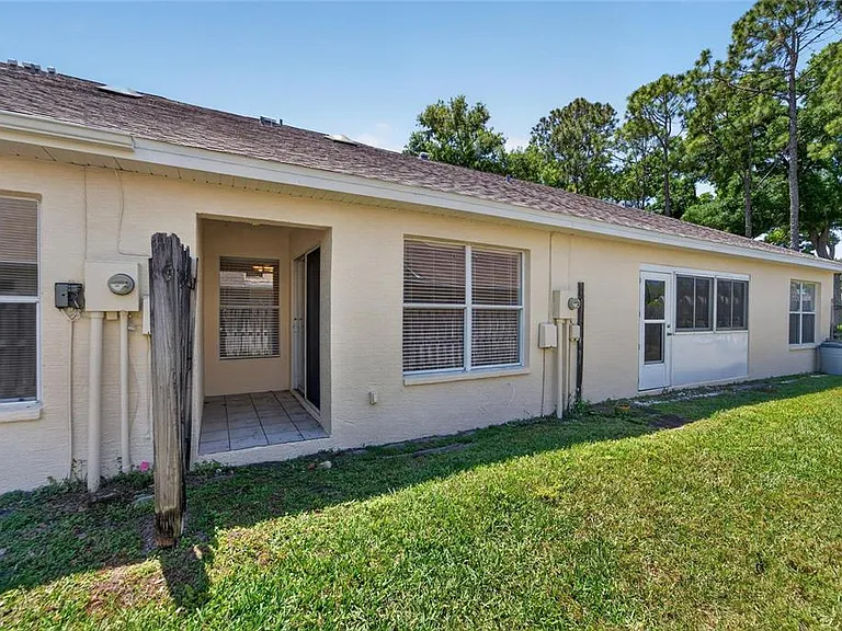 658 Green Valley Rd #B3 — Photo 18