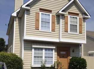 815 Player Ln, Newport News, VA 23602