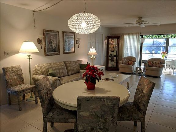 4th image of 240 Lewis Cir Unit 3