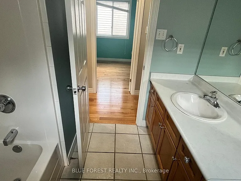1828 Marconi Blvd — Photo 11