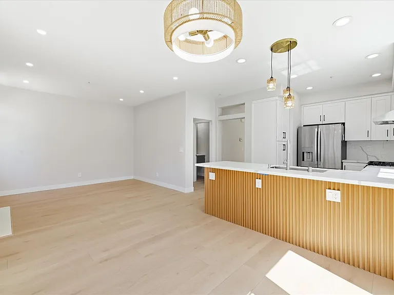 521 Porpoise Bay Ter #A — Photo 16