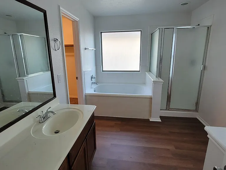 2726 Skyview Crest Ct — Photo 14