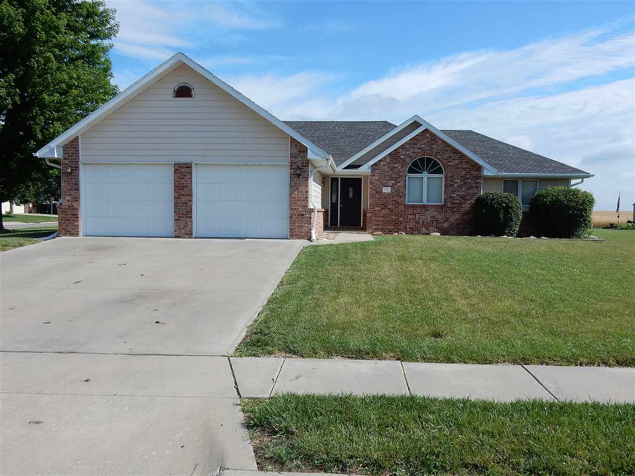 1920 Irving St Beatrice NE 68310 Zillow