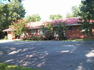 2900 Pine St, Unadilla, GA 31091