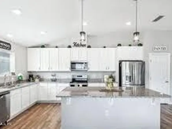 8540 MC GLOTHLIN Street, Jacksonville, FL 32210