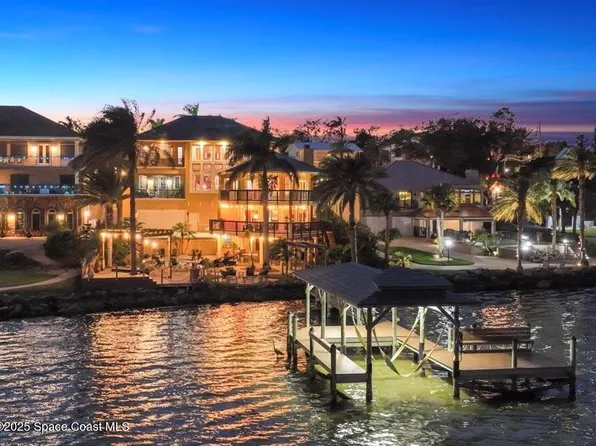 2120 N Indian River Dr, Cocoa, FL 32922