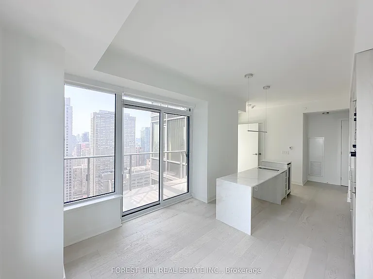 11 Yorkville Ave #3307 — Photo 13
