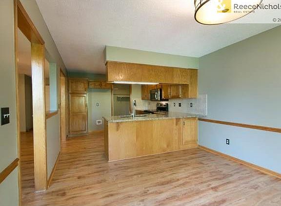 5th image of 8221 NW Barrybrooke Ct