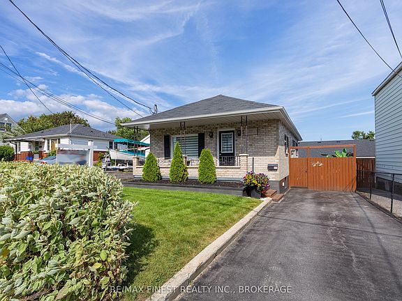 3rd image of 581 Division St