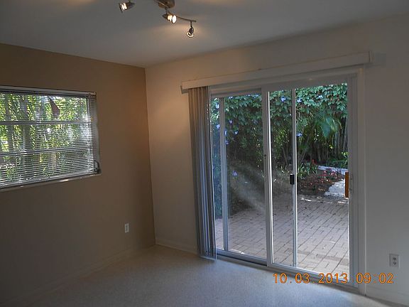 5th image of 1318 Hilltop Dr