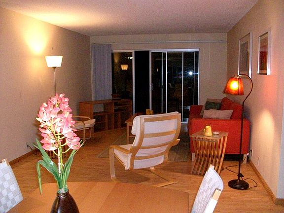 2nd image of 1885 Diamond St #101