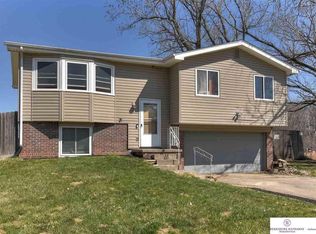 5060 Curtis Ave, Omaha, NE 68104
