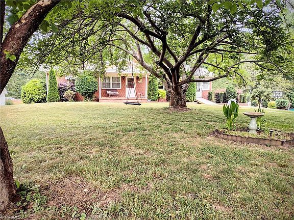 2nd image of 3643 Ellisboro Rd