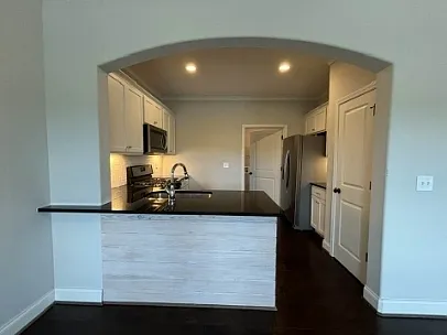4238 Lennox Drive - Bldg... — Photo 3
