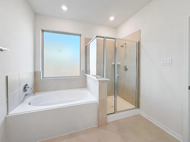 2809 Cordova Hill Dr — Photo 13