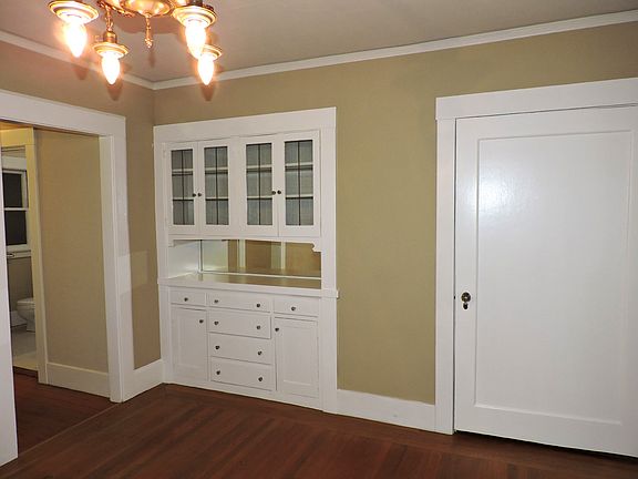 5th image of 2830 F St APT B