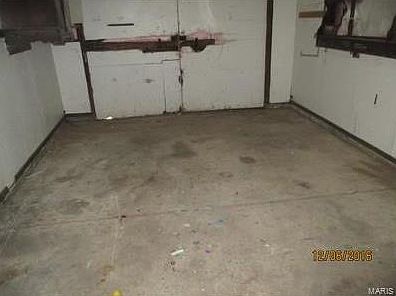 2nd image of 8807 Lowell St