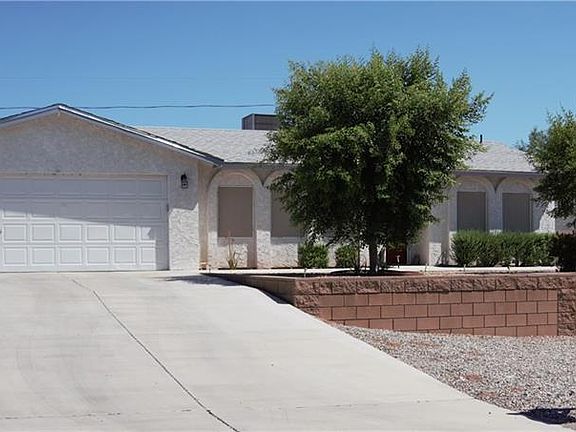 2nd image of 1274 Country Club Cir