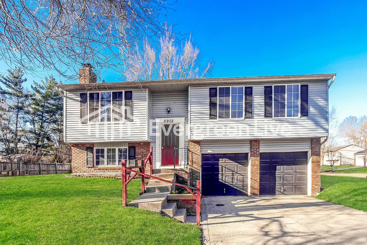 5902 Pemberly Dr photo 1