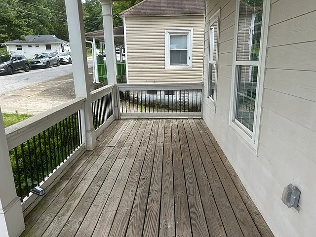 96 Vine St NW — Photo 21