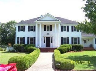 6 Ancrum Rd, Camden, SC 29020