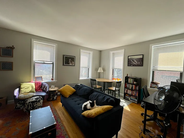 90 Saint Botolph St #9 — Photo 2
