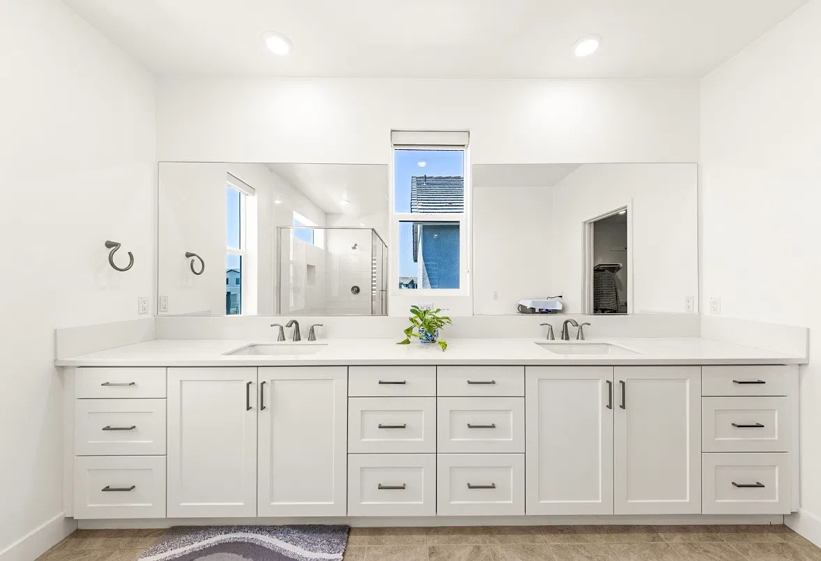 5 bed, 3281 sqft, $7,500 — Photo 4