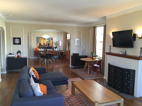 3rd image of 855 S Serrano Ave APT 31A