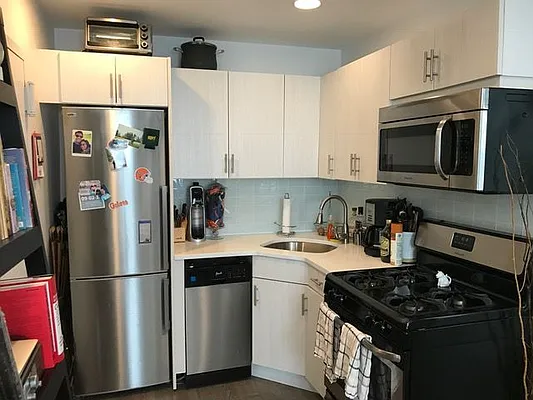Rented by Platinum Forbes Global Properties | media 9