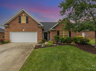 12643 Hill Pine Rd, Midland, NC 28107