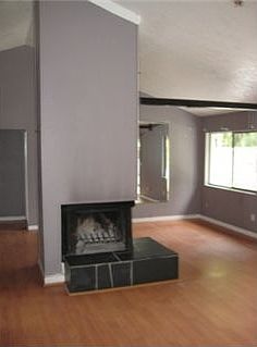 5th image of 323 Bonnie Trl