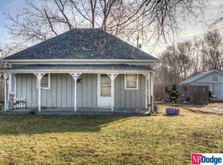 709 Johnson St, Crescent, IA 51526
